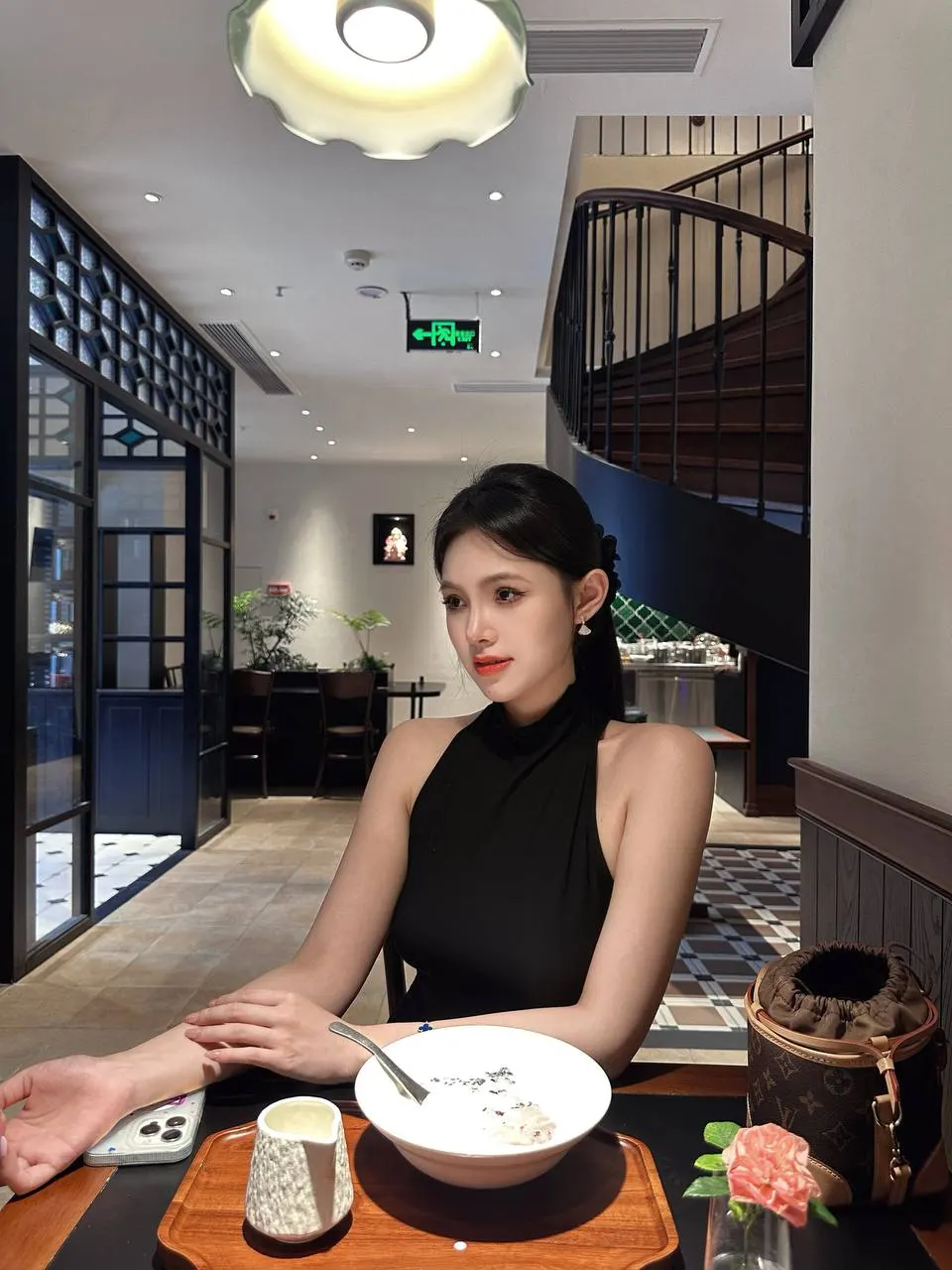 香蕉 · 杭州模特香蕉形象Lookbook｜杭州模特商务视觉参考