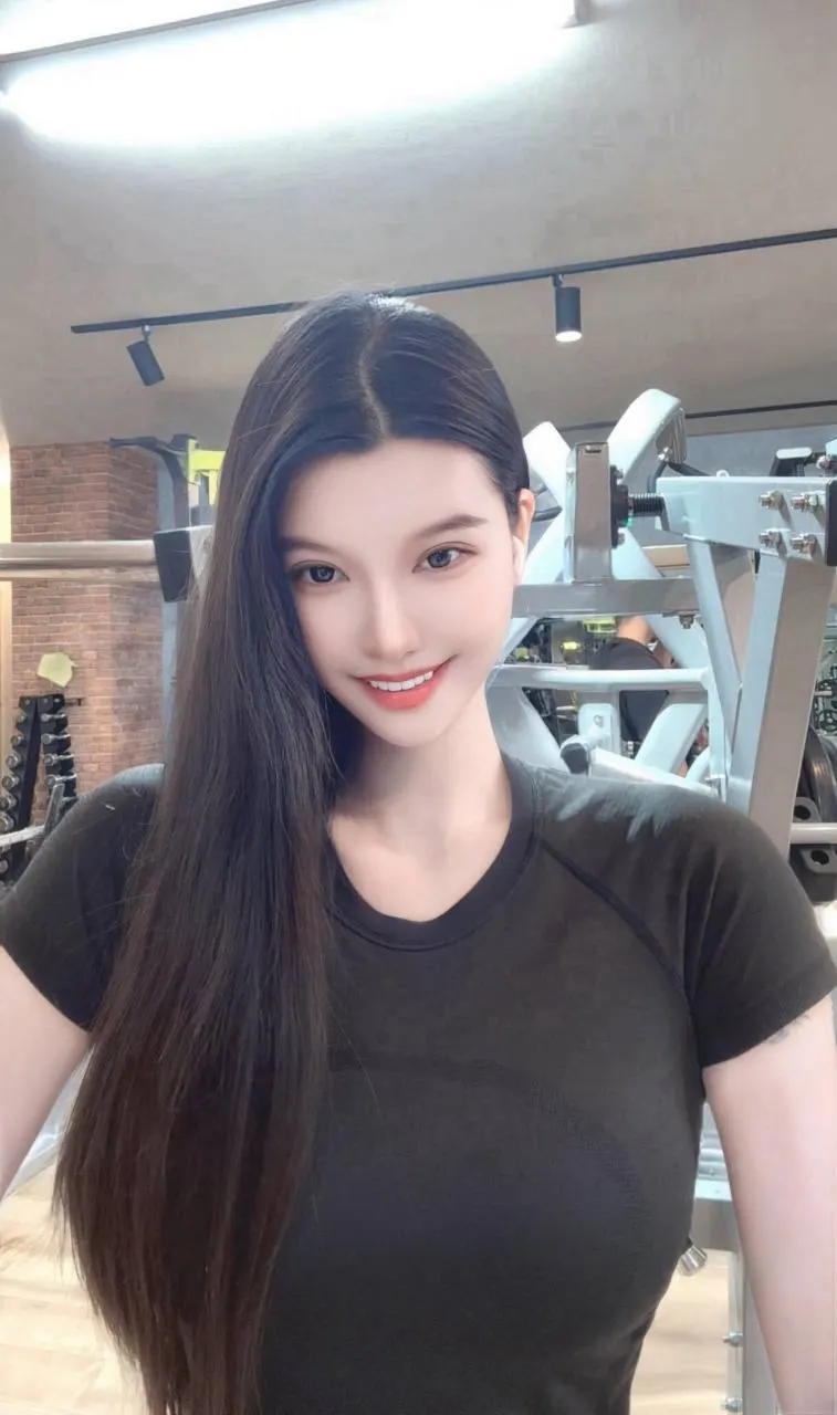 子非鱼 · 上海模特子非鱼常见问题FAQ｜上海同城档期与礼仪说明