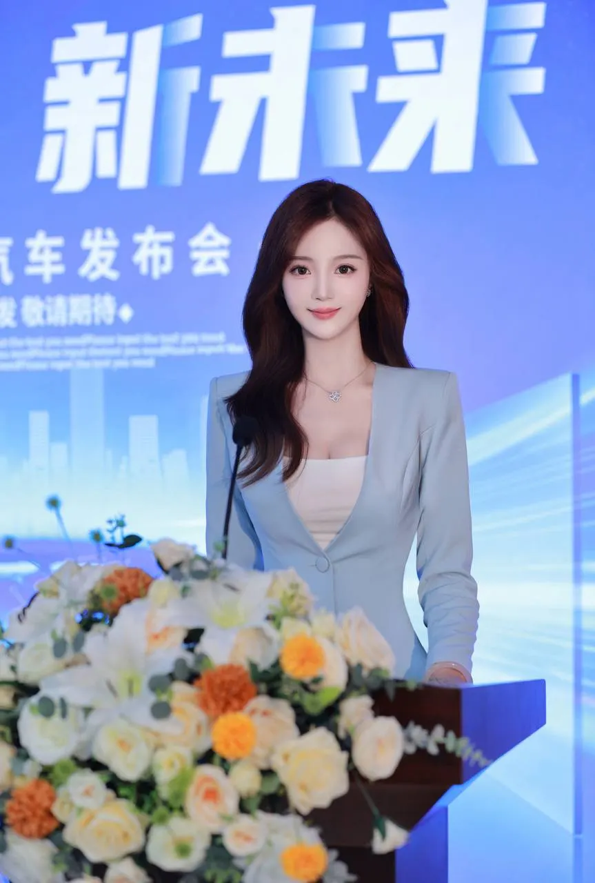 罗密欧 · 北京模特罗密欧档期准备清单｜三里屯会场沟通要点（北京展会模特）