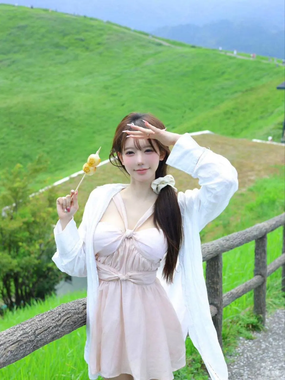 梦儿 · 广州模特梦儿形象Lookbook｜广州外籍模特商务视觉参考