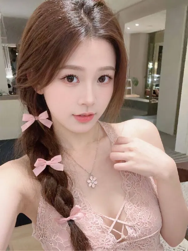 苏微微 · 杭州模特苏微微形象Lookbook｜杭州外籍模特商务视觉参考